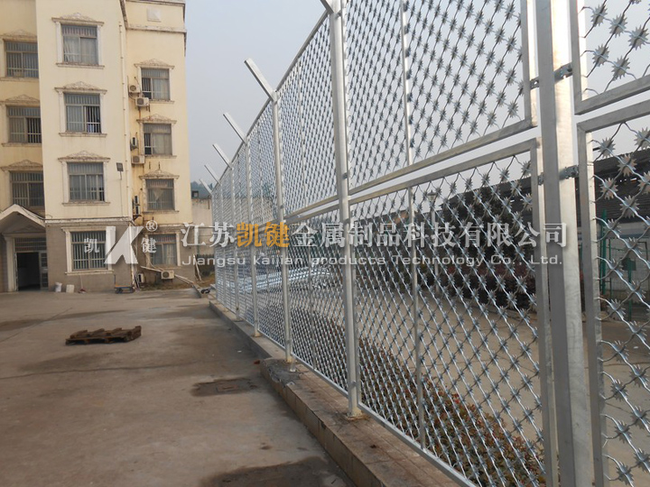 勾花網(wǎng)監(jiān)獄護(hù)欄