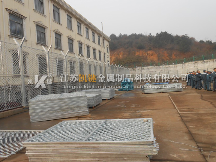 勾花網(wǎng)監(jiān)獄護(hù)欄